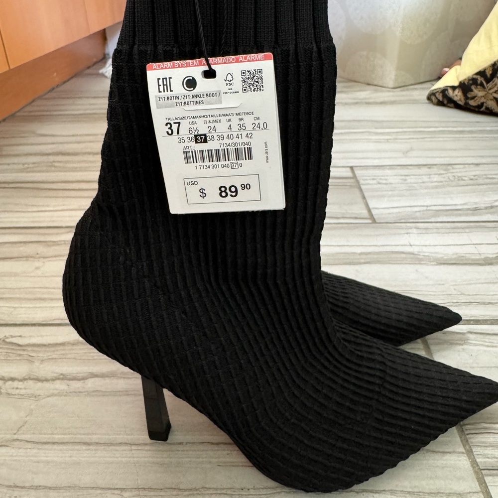 Zara Black Heeled Boots